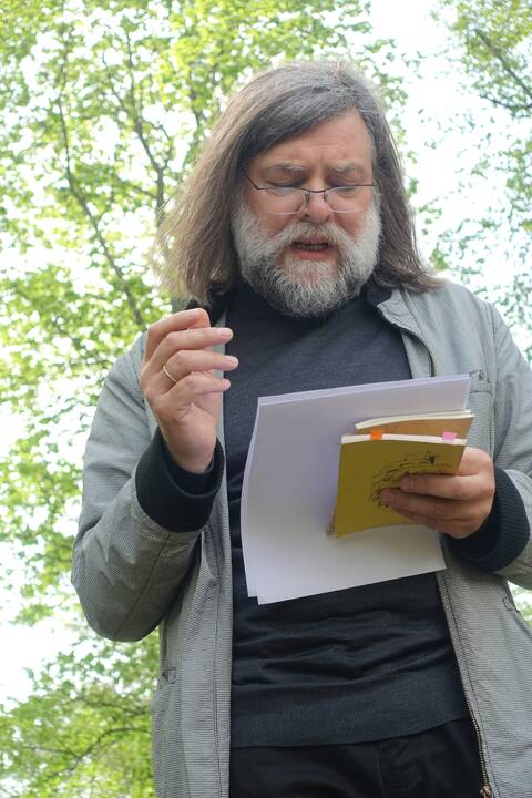  Misija: 34-erius metus mokytojaujantis A. Galinis pastebi, kad jaunimas visada siekia naujovių.