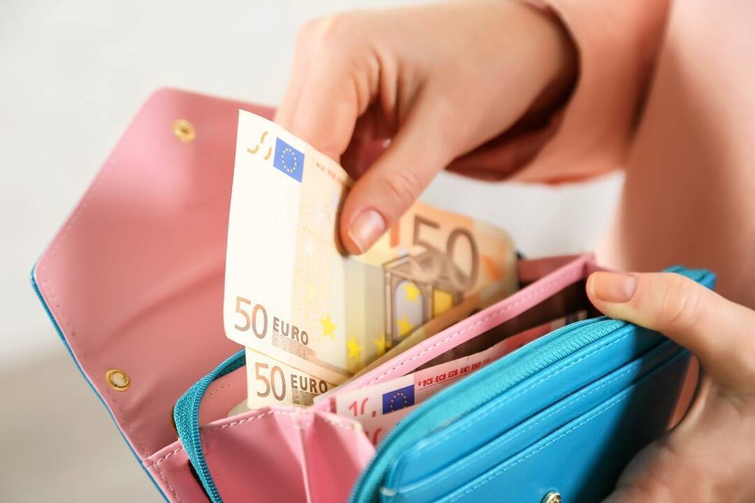 Žingsnis į priekį: ruošiasi didinti algas šios profesijos atstovams