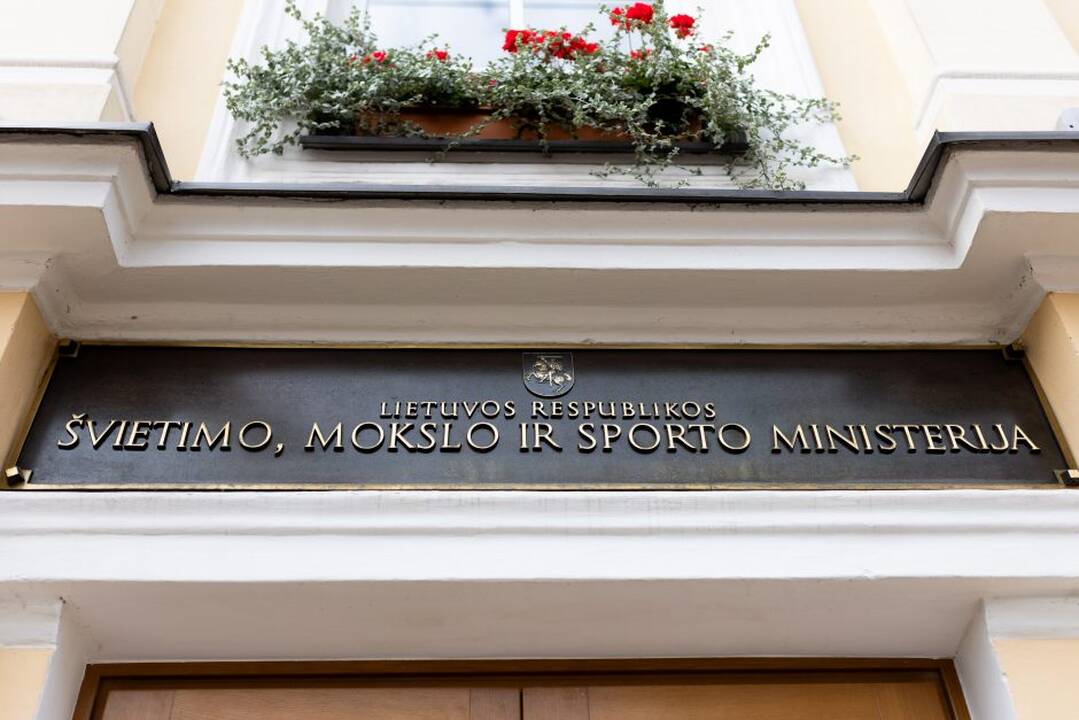 Švietimo ministerija steigia M. K. Čiurlionio stipendijas menų studentams