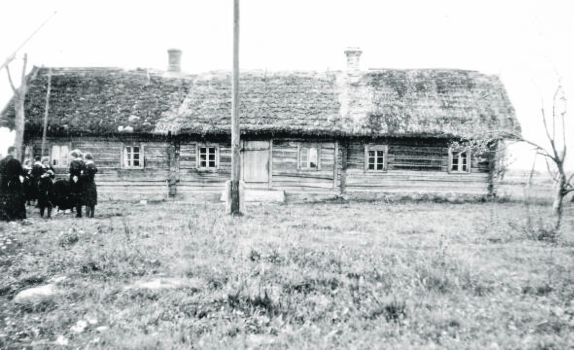 Pagarba: vienišos A. Smetonos sesers Julijonos, tapusios neįgalia Sibiro lageryje, namas Užulėnyje.