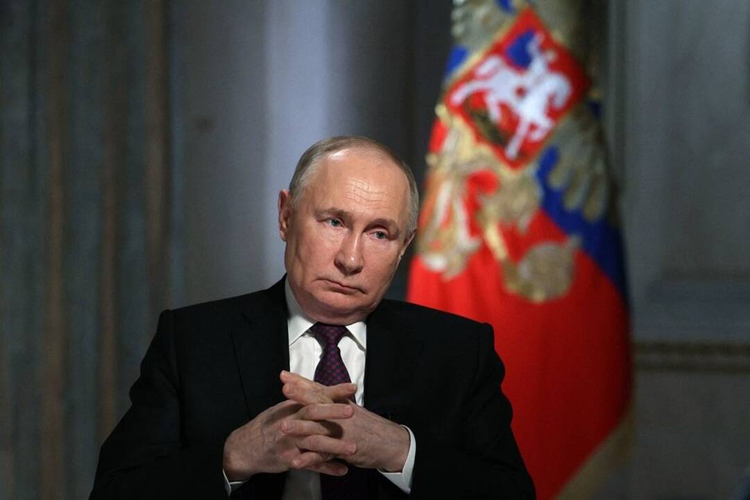 V. Putinas: „masinės atakos iš oro“ atveju Rusija svarstys branduolinį atsaką
