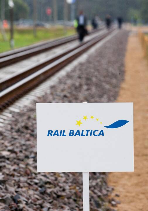 Pradedama tiesti „Rail Balticos“ vėžė nuo Kauno iki Latvijos sienos