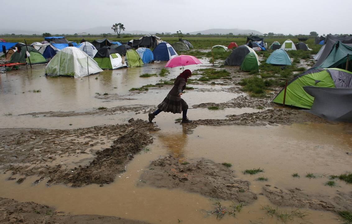 Migrantai Graikijos-Makedonijos pasienyje
