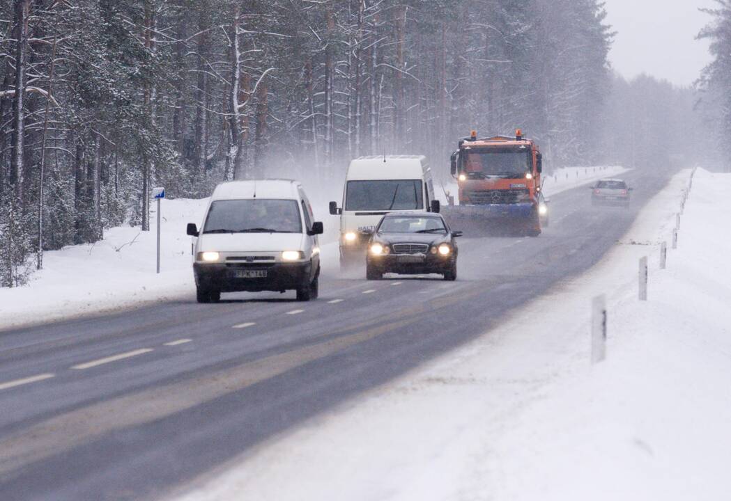 Dėl slidaus kelio pasienyje su Lenkija – eilės