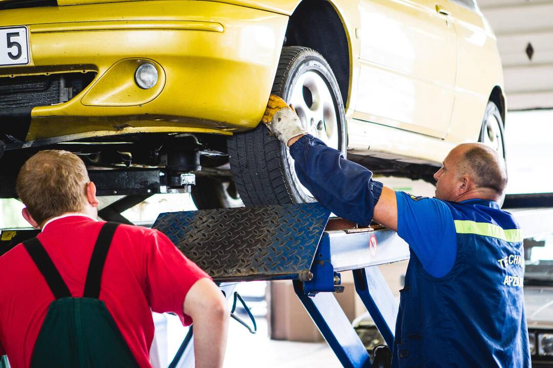 Ar jūsų automobilis iš karto įveiktų bauginantį barjerą?