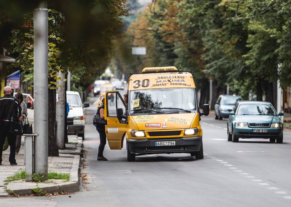 Kada dėl maršrutinių autobusiukų pradės lūžti ietys?