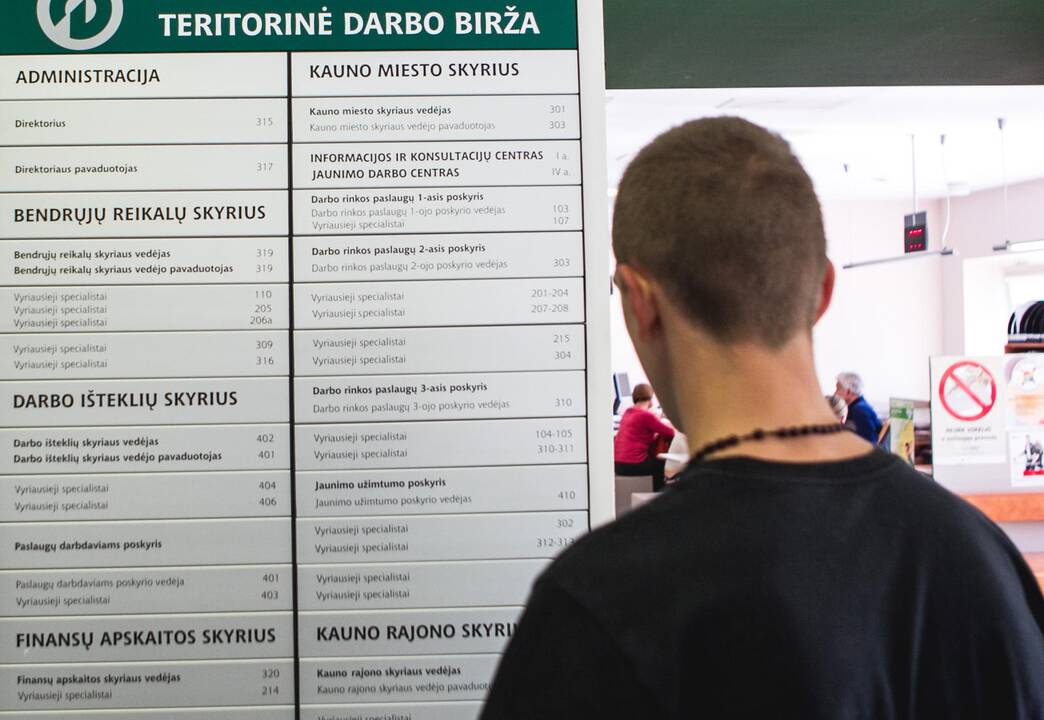 Nelegaliai dirbę gyventojai turės grąžinti nedarbo išmokas