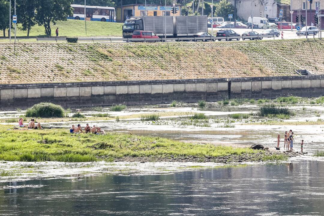 Dėl sausros vandens telkiniai labiausiai senka Lietuvos pietuose 