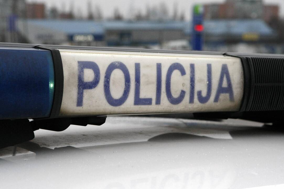 Policiją bandė papirkti dyzelinu