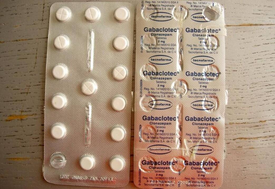 Lietuvoje nelegaliai gyvenęs meksikietis bandė parsisiųsti psichotropinių vaistų