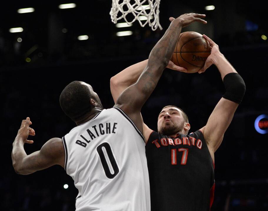 J. Valančiūno indėlis į Toronto "Raptors" krepšininkų pergalę – 20 taškų 