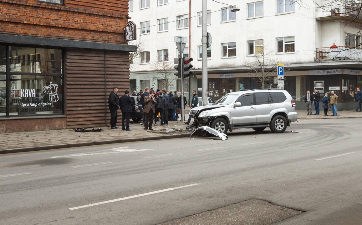 Avarija Kęstučio ir Maironio gatvių sankryžoje