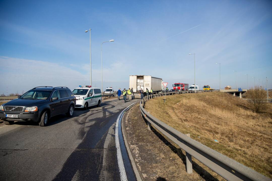 Tragiška avarija ant Garliavos viaduko