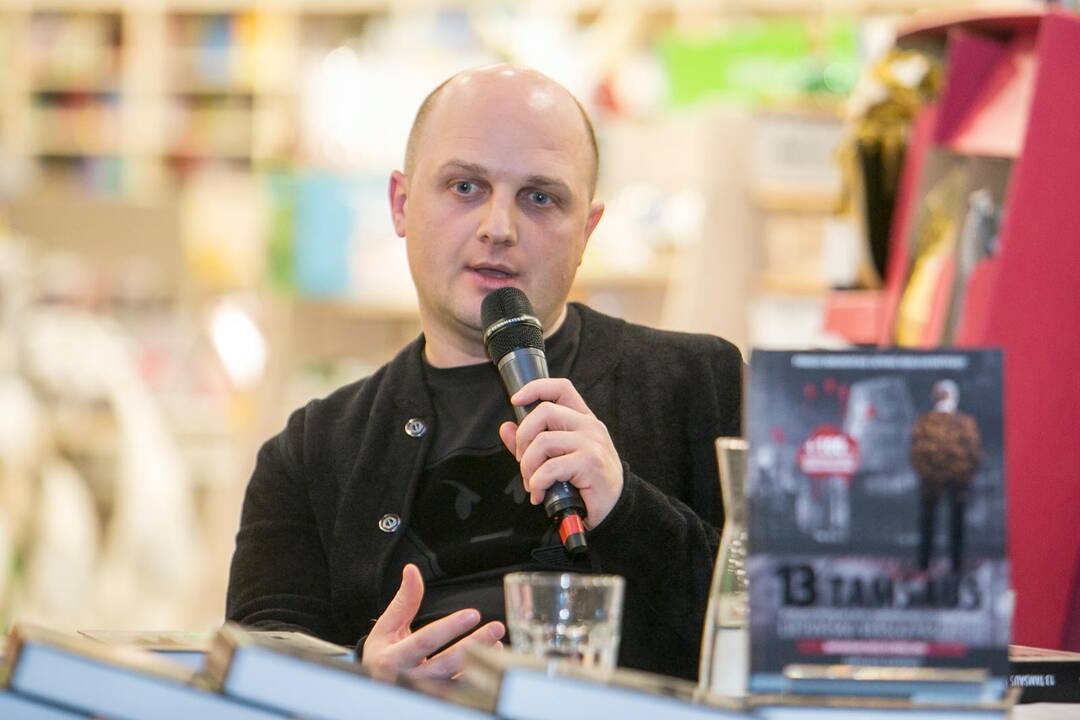 Išskirtinis susitikimas su rašytoju Dailiumi Dargiu