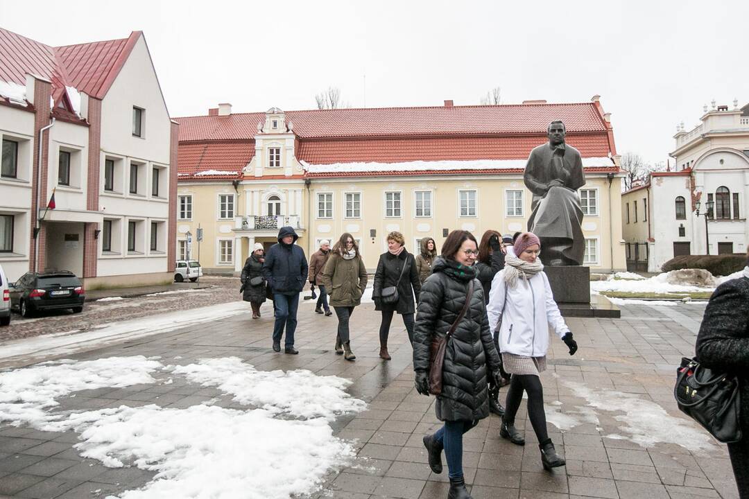Ekskursija „Naujieji su Maironiu“