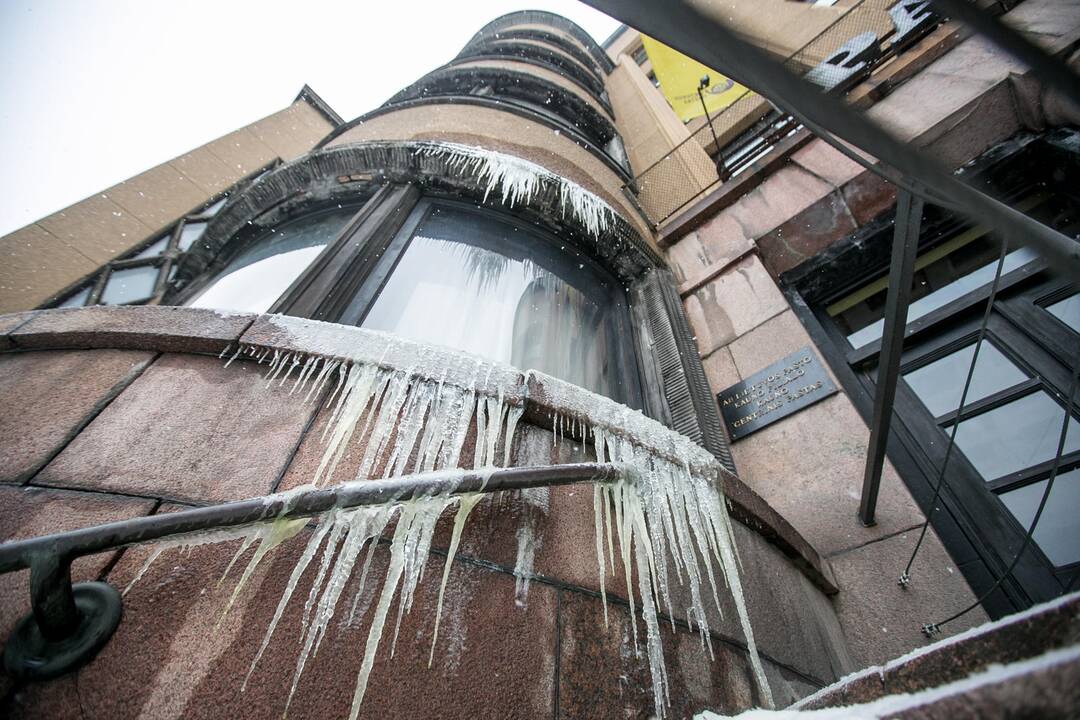 Kauno centrinį paštą užliejo vanduo