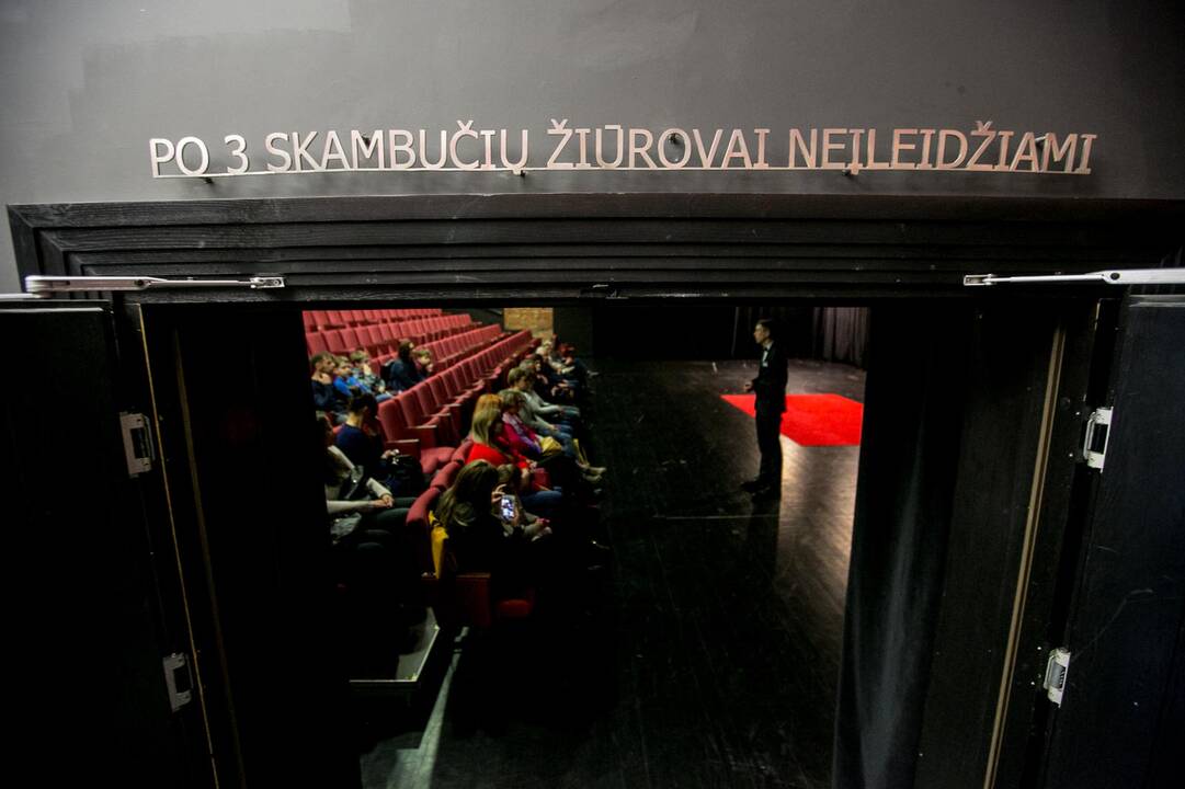 Ekskursija po Kauno dramos teatrą
