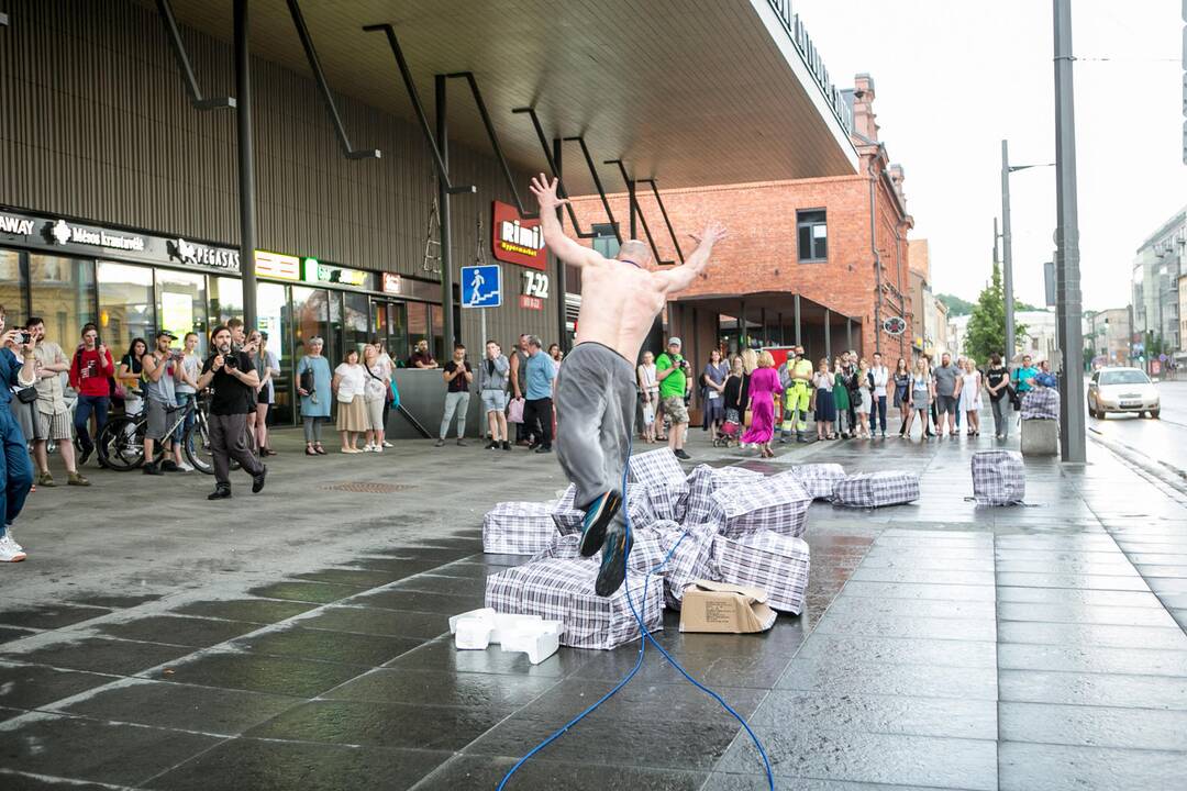 Atidaryta 12-oji Kauno bienalė