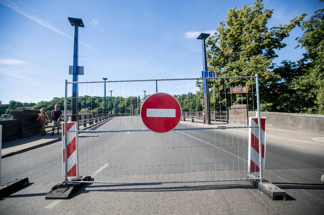 Uždarytas Aleksoto tiltas