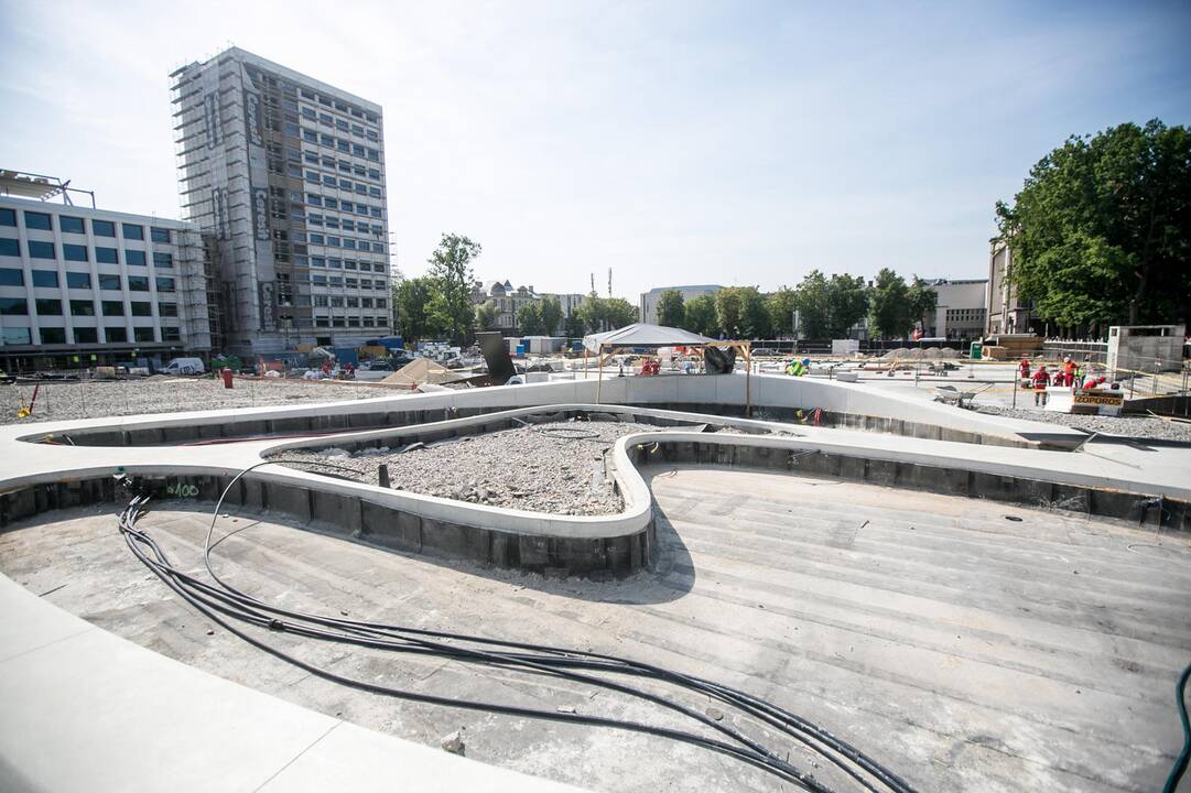 Vienybės aikštės rekonstrukcijos darbai