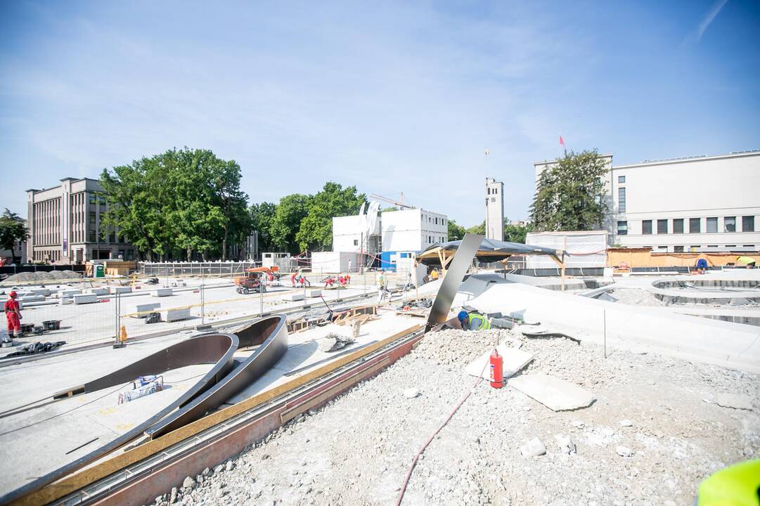 Vienybės aikštės rekonstrukcijos darbai