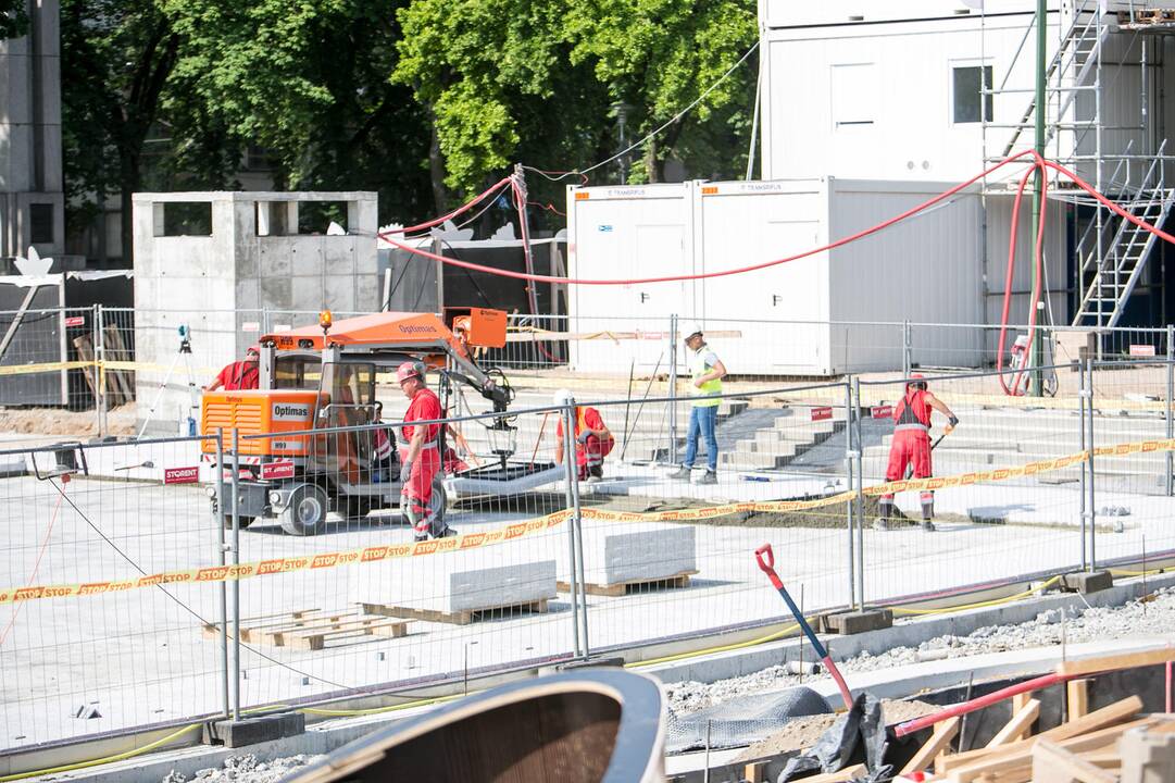 Vienybės aikštės rekonstrukcijos darbai