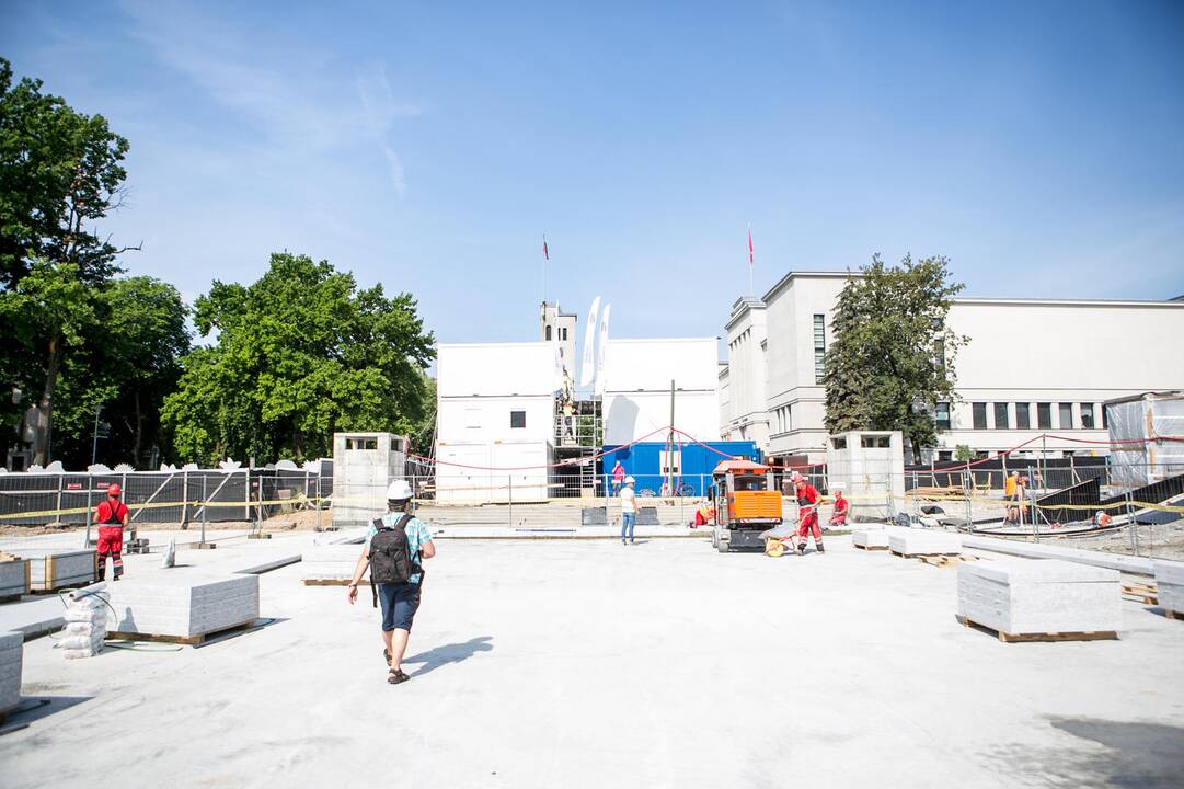 Vienybės aikštės rekonstrukcijos darbai