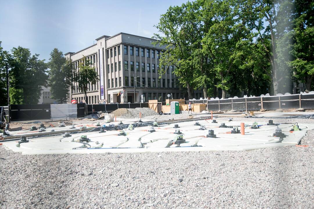 Vienybės aikštės rekonstrukcijos darbai