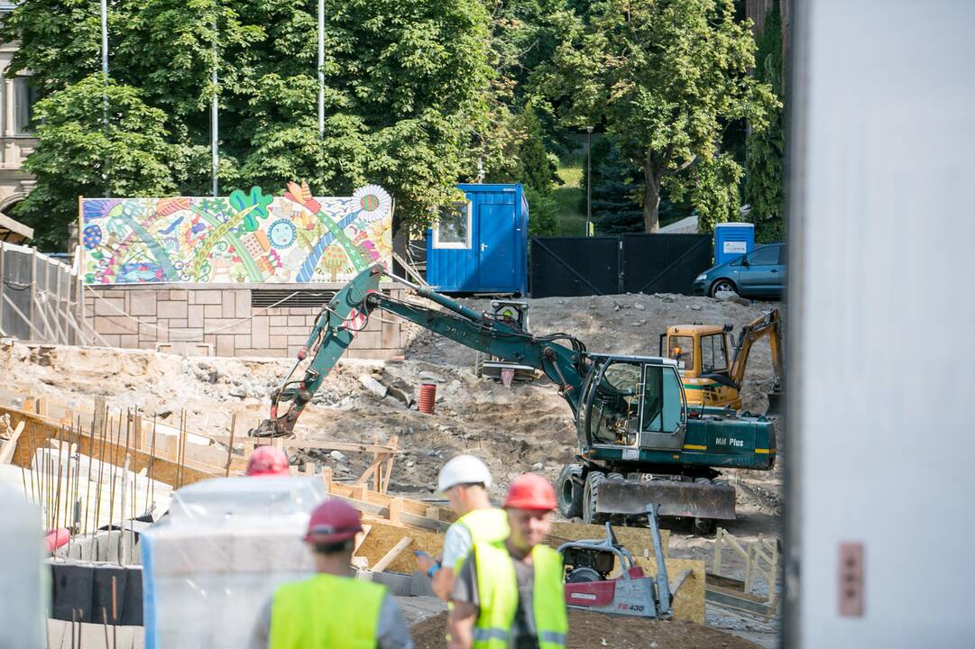 Vienybės aikštės rekonstrukcijos darbai