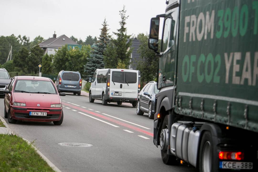 Protesto akcija prieš sunkiasvorius automobilius