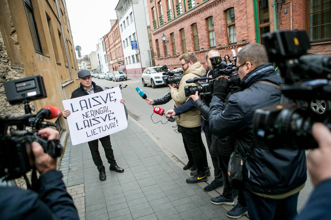 N. Venckienė atvesdinta į Kauno apylinkės teismą