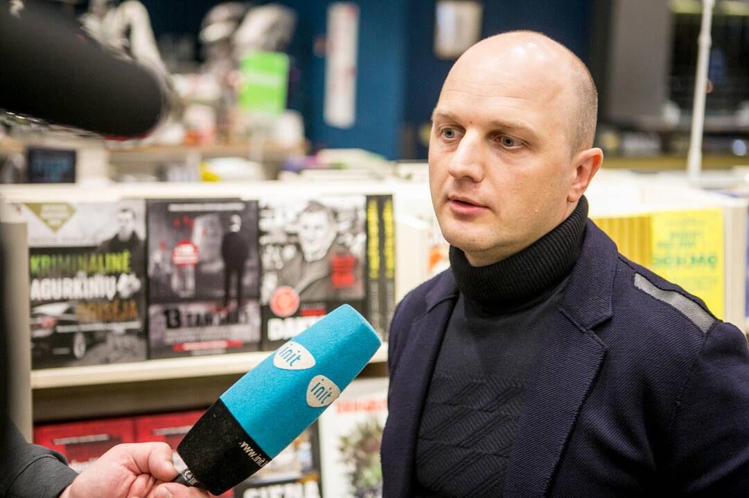 Susitikimas su rašytoju Dailiumi Dargiu