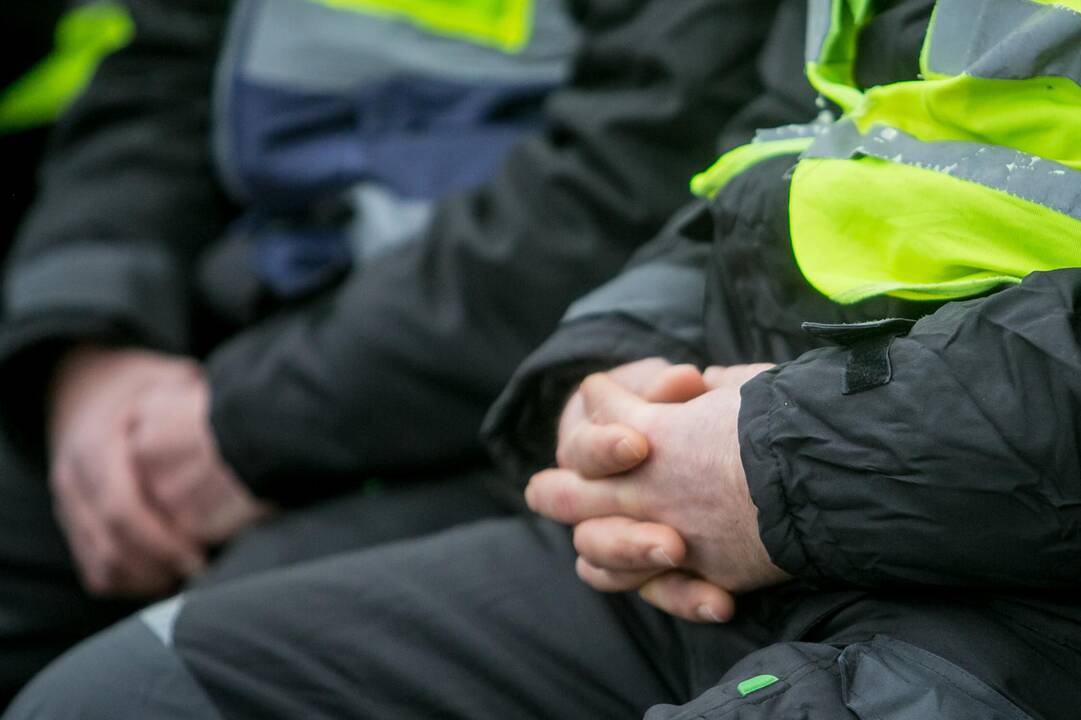 Stadioną statančių turkų protestas