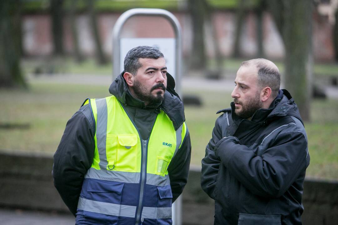 Stadioną statančių turkų protestas
