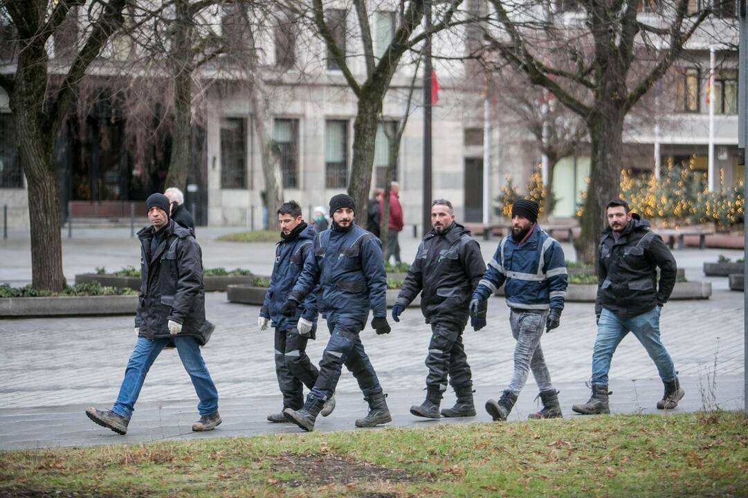 Stadioną statančių turkų protestas