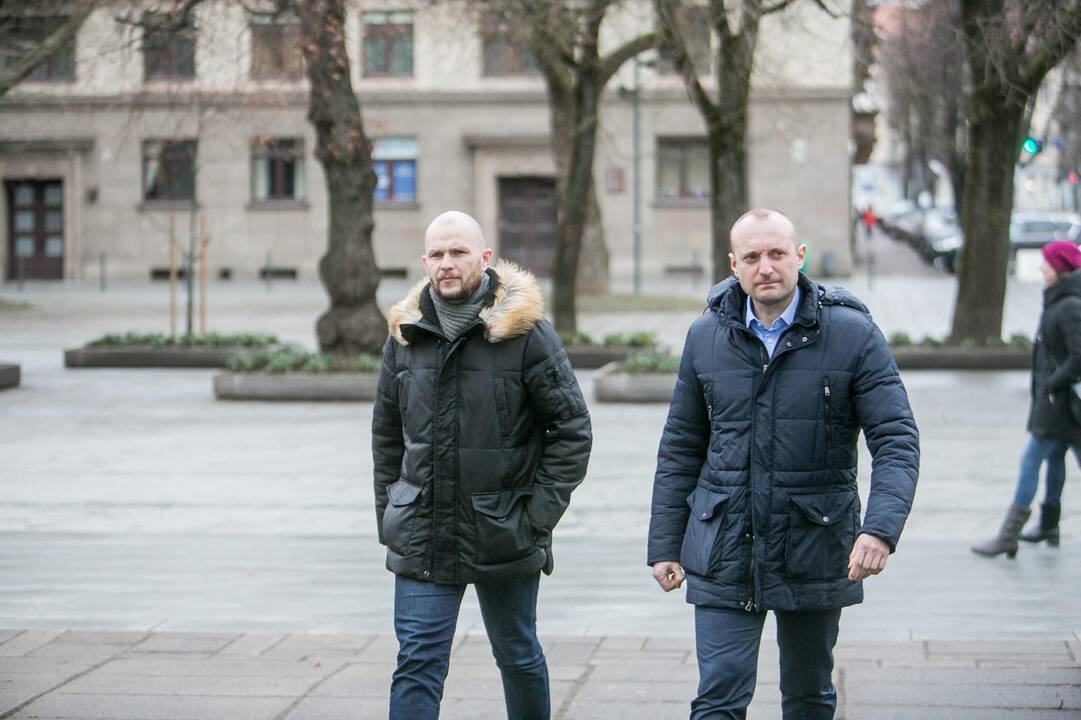 Stadioną statančių turkų protestas