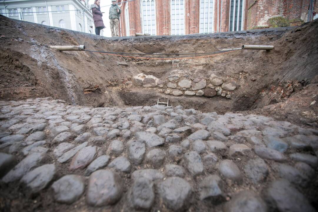 Archeologiniai radiniai šalia Šv.Jurgio bažnyčios