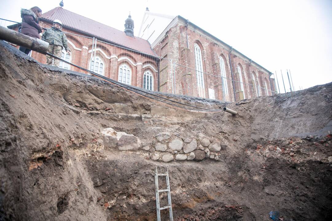 Archeologiniai radiniai šalia Šv.Jurgio bažnyčios