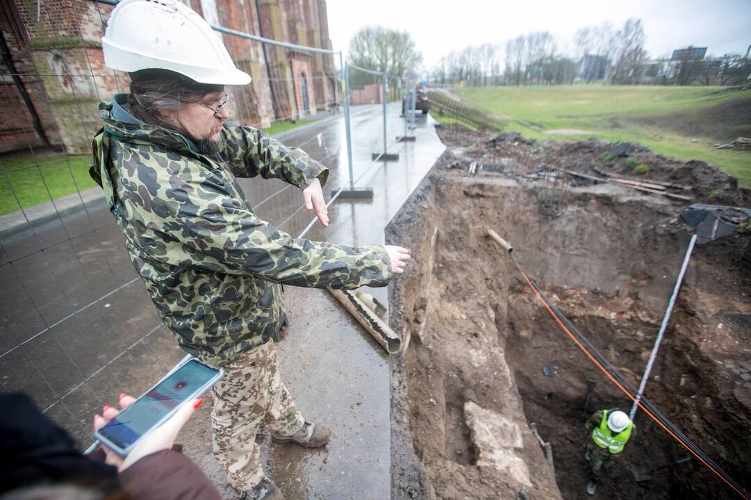 Archeologiniai radiniai šalia Šv.Jurgio bažnyčios