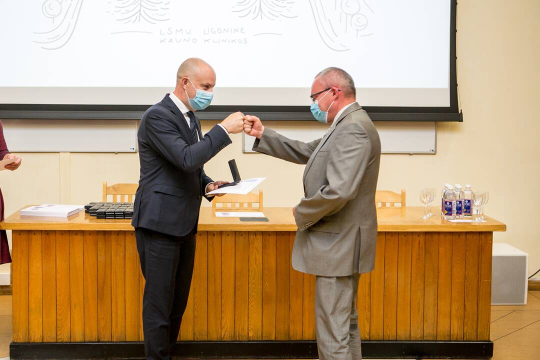 Apdovanojimai COVID-19 medikams Kauno klinikose
