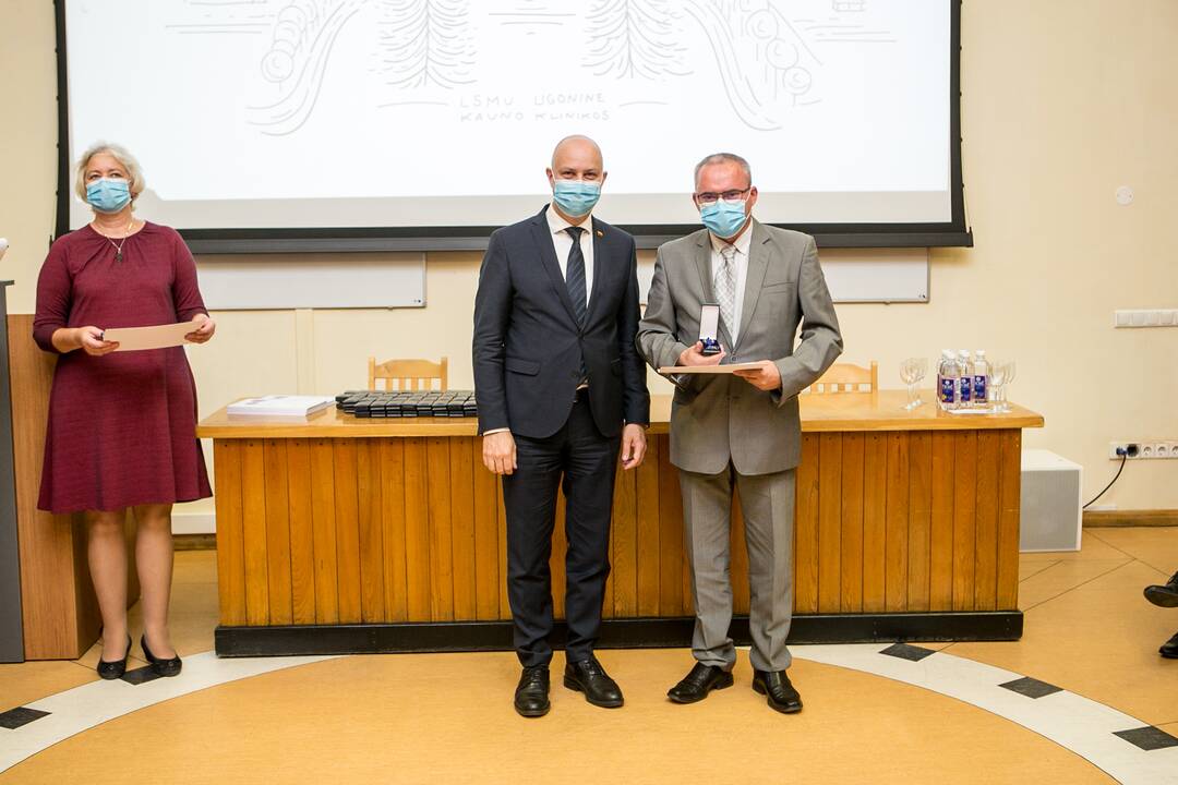 Apdovanojimai COVID-19 medikams Kauno klinikose