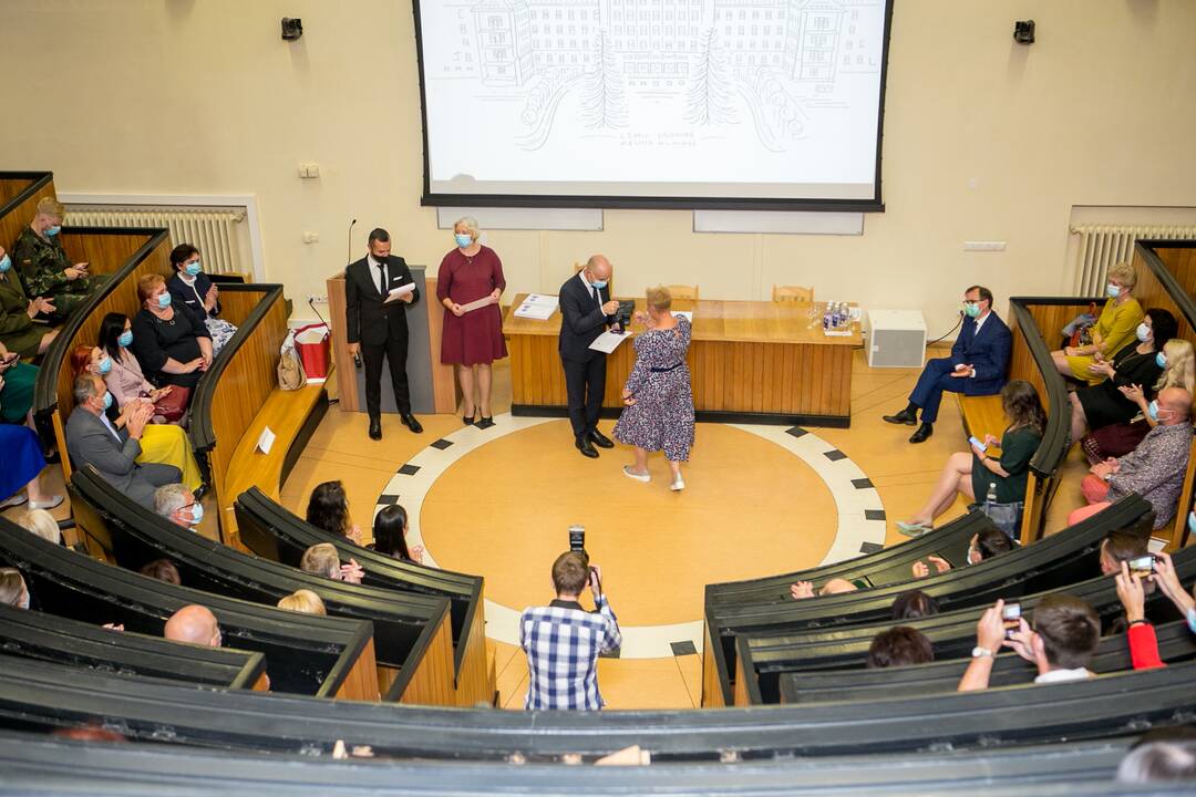 Apdovanojimai COVID-19 medikams Kauno klinikose