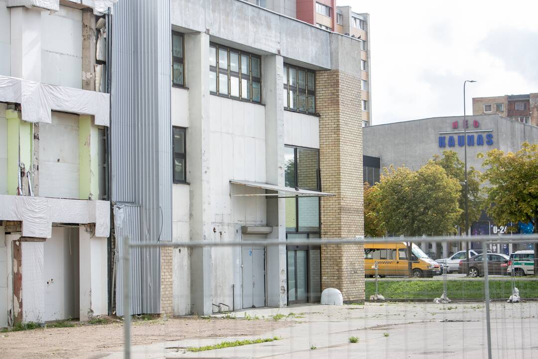 Kalniečių prekybos centro rekonstrukcija