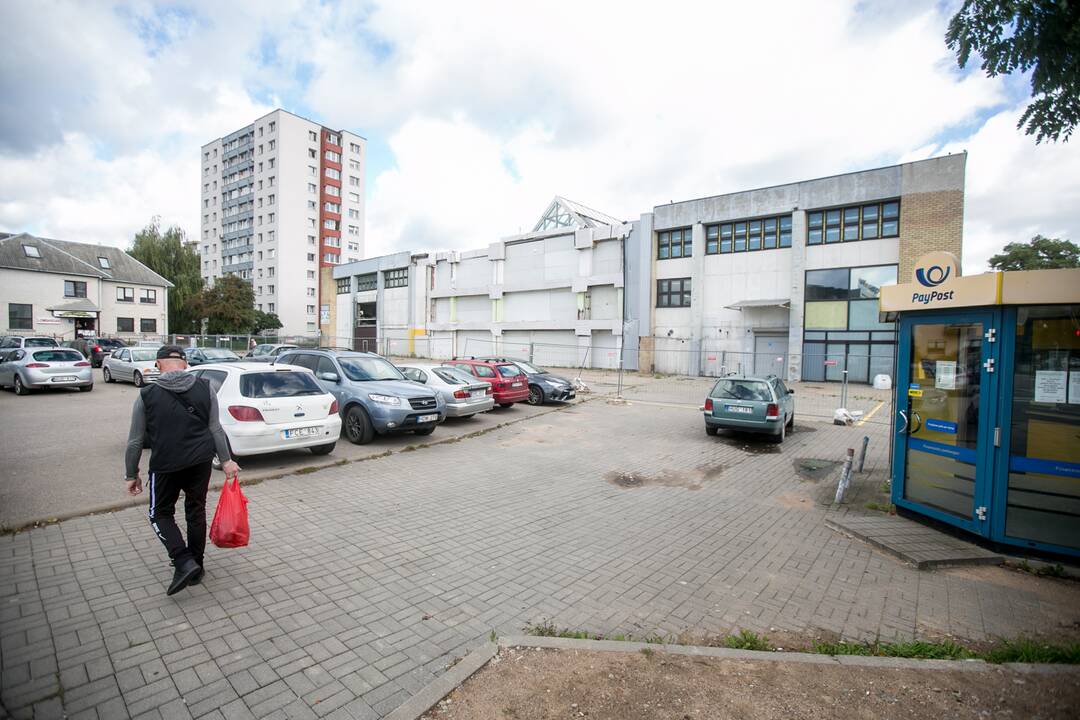 Kalniečių prekybos centro rekonstrukcija