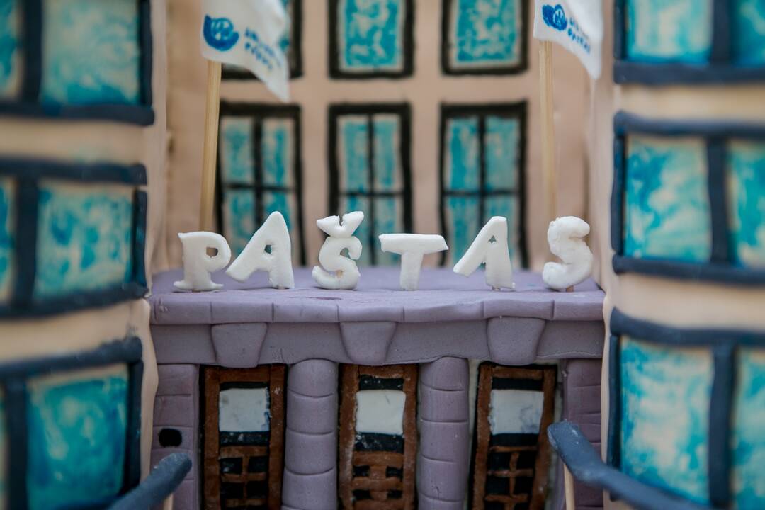 Tarpukario modernistiniai pastatai virto tortais