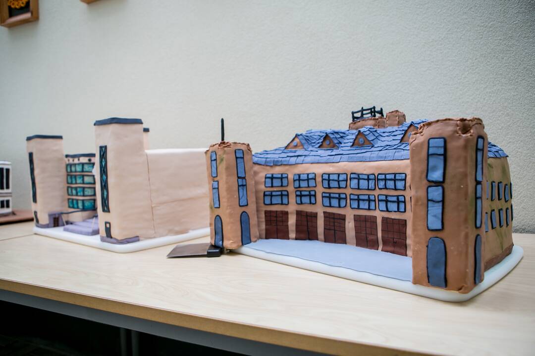 Tarpukario modernistiniai pastatai virto tortais