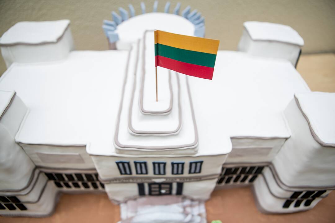 Tarpukario modernistiniai pastatai virto tortais