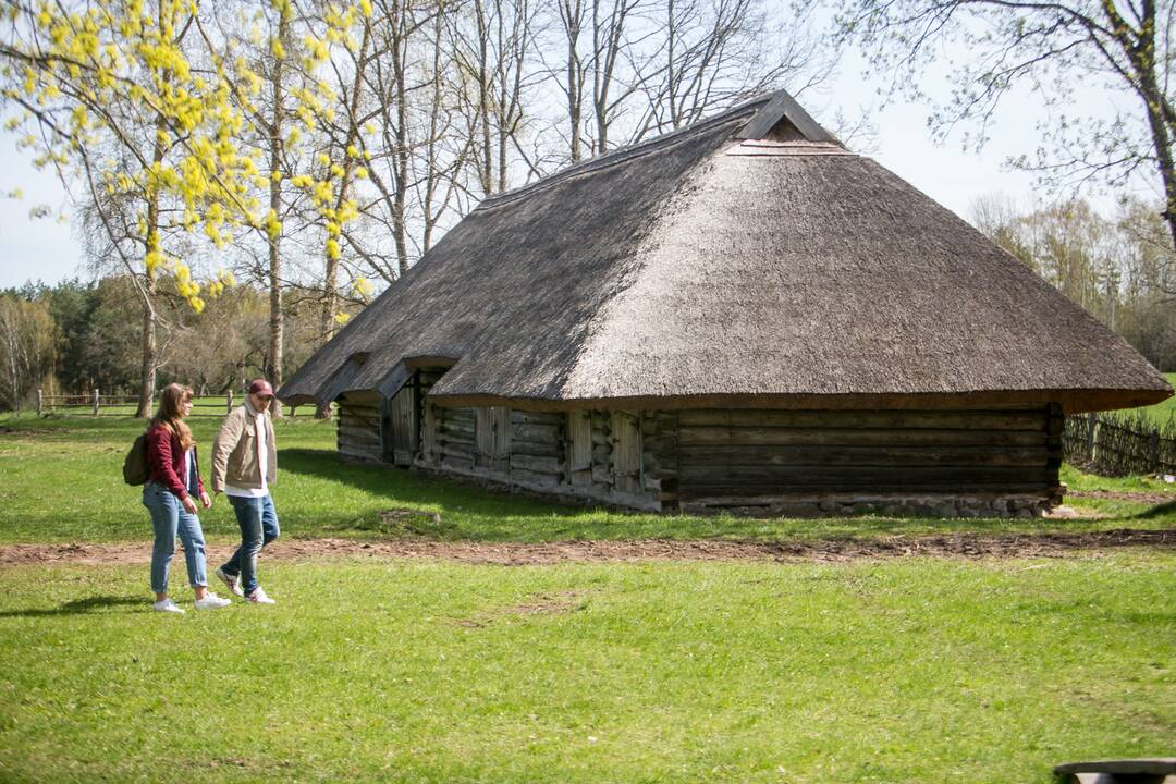Liaudies buities muziejus Rumšiškėse pradėjo vasaros sezoną