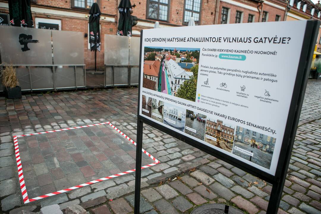 Pristatytas Vilniaus gatvės nulygintas grindinys