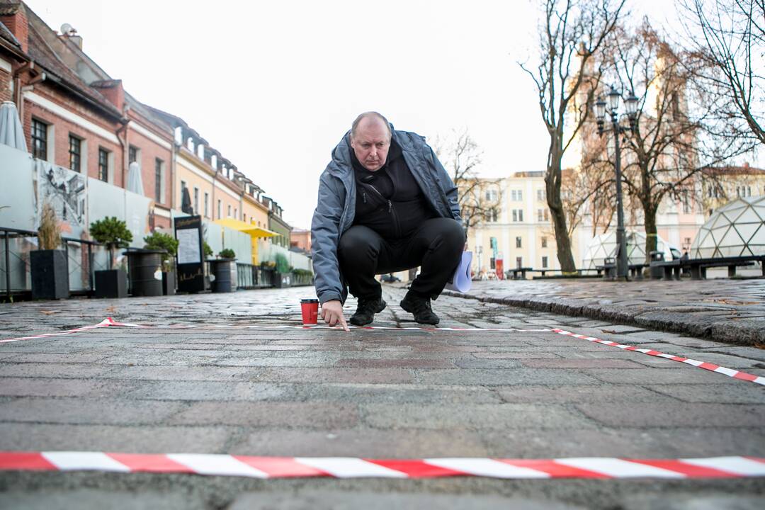 Pristatytas Vilniaus gatvės nulygintas grindinys